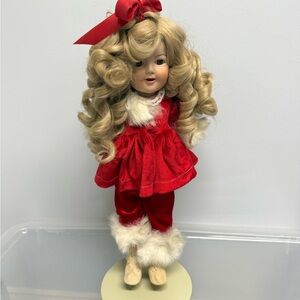 1992 Goebel Betty Jane Carter Bette Ball Porcelain Musical LE Doll “Clara”